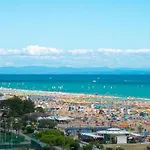 Homely Seaview Flat With Balcony - Beahost *