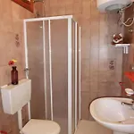 Homely Seaview Flat With Balcony - Beahost * Μπιμπιόνε