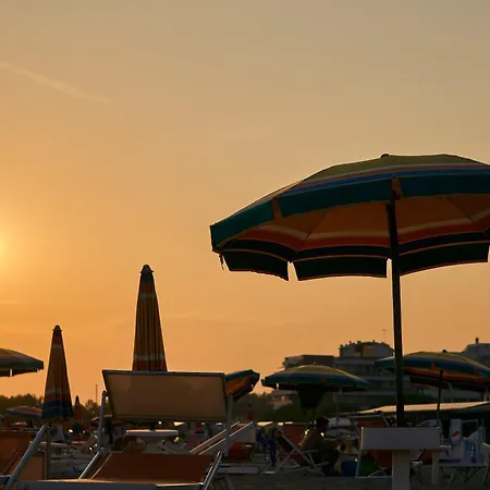 Homely Seaview Flat With Balcony - Beahost * Bibione