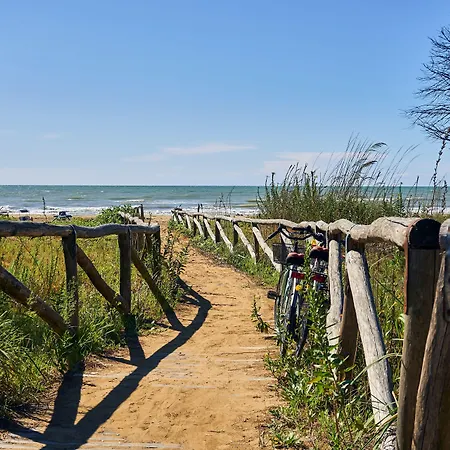 Homely Seaview Flat With Balcony - Beahost Bibione