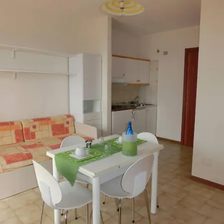 Homely With Side Sea View Balcony - Beahost Lejlighed Bibione